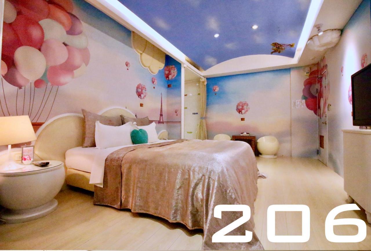 Cd Motel Hsinchu City Exterior photo
